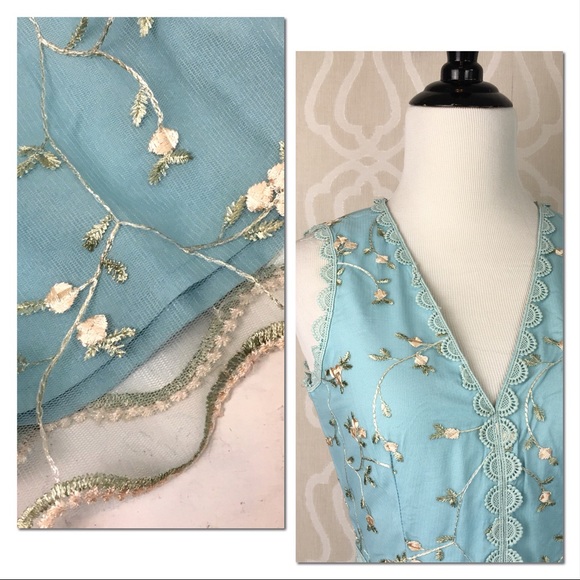 *LAST ONE* Enchanted Cinderella Ball Gown - Picture 6 of 8